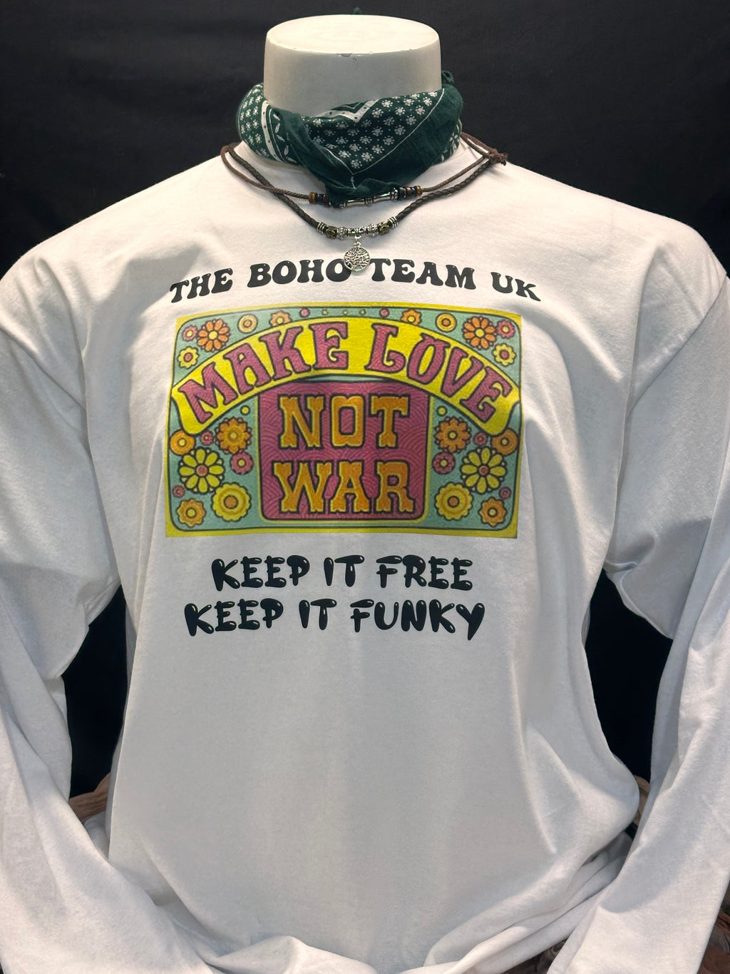 Fantastic, Make Love Not War cool t-shirt from the Boho team