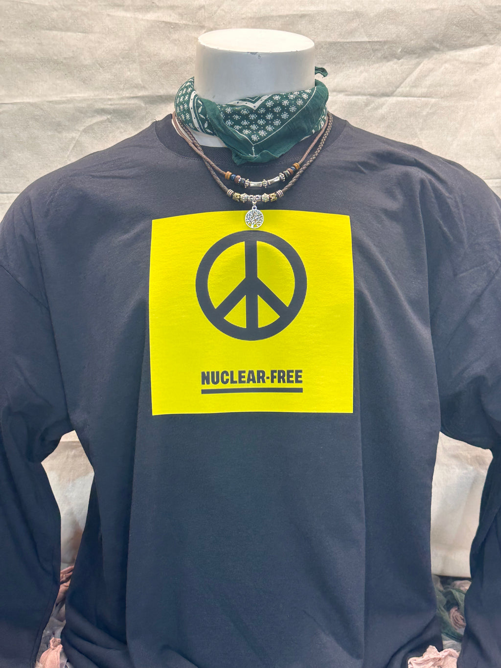 Bang on trend motif t-shirt. CND, from the boho team