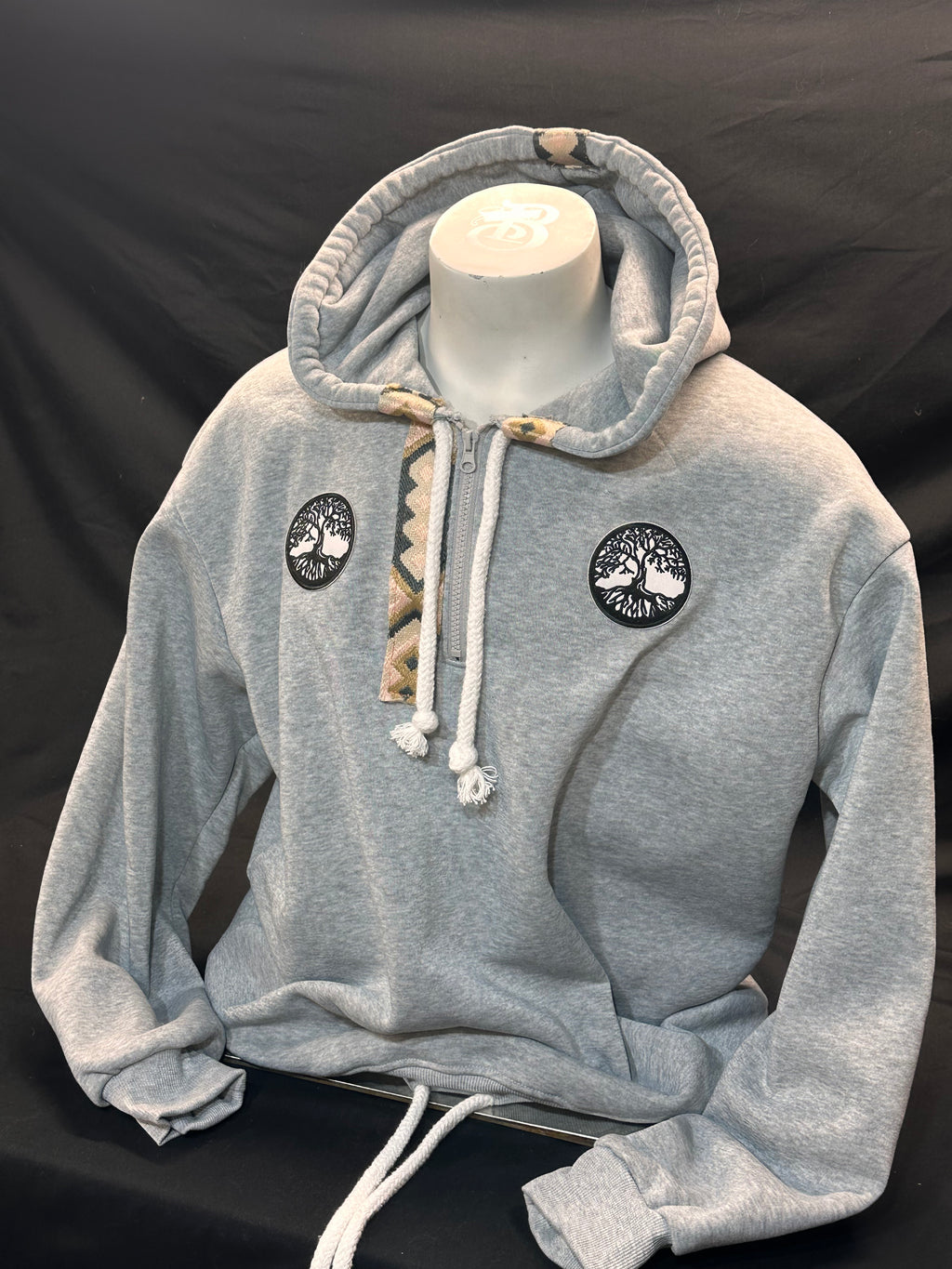 Fantastic Individually Crafted Motif Hoodie's