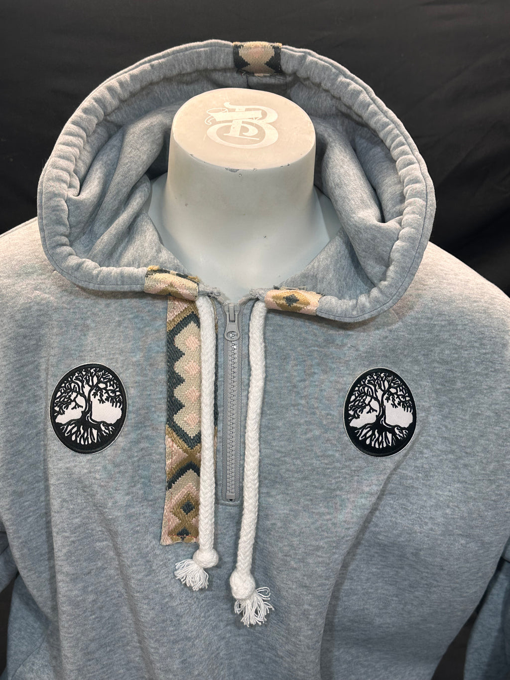 Fantastic Individually Crafted Motif Hoodie's