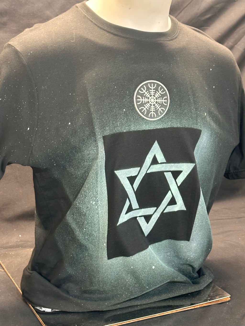 Fantastic Individually Crafted Motif T-shirts